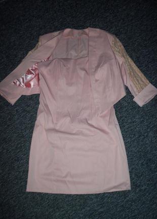 Шикарное утягивающее платье с пиджаком цвет пудра