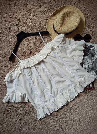 Шикарная блузка с открытыми плечами и рюшами/блуза/кофточка