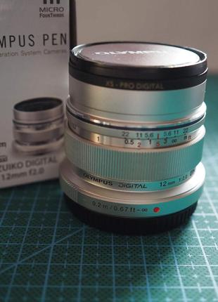 Объектив Olympus M.ZUIKO DIGITAL ED 12mm f2.0 Silver+UV фильтр