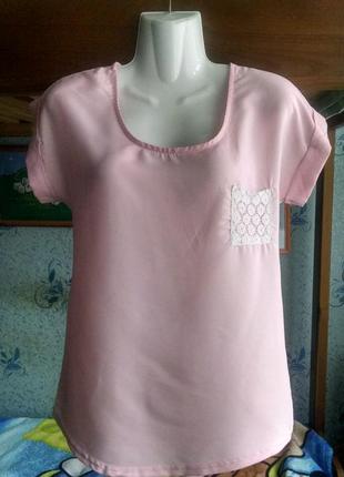 Новая розовая блузка 42- 44р с гипюровой спинкою