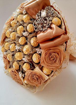 Букет из конфет Ferrero Rocher Королевский