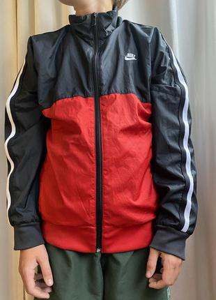 Куртка олімпійка nike на хлопчика 12-14 років 150-160 см