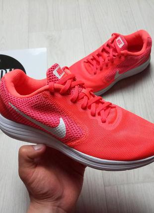 Стильні кросівки nike revolution 3, розмір 37,5-38,5