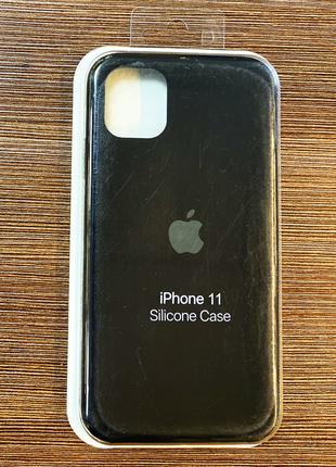 Оригинальный чехол Silicone Case на iPhone 11 черного цвета