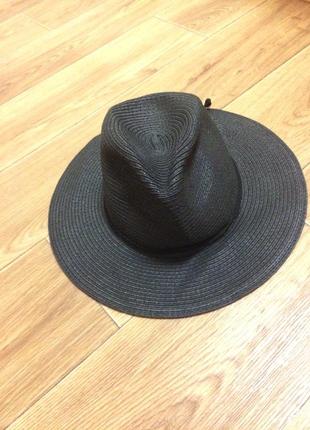 Черная плетеная шляпка atmosphere
