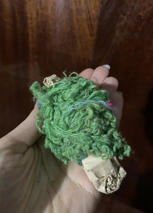 Зелёная нить нитки клубок для вышивки