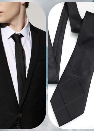 Краватка чорного кольору в косу смужку ромб😎