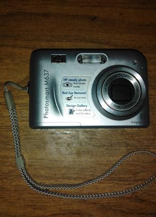 Цифровий фотоапарат HP Photosmart m637