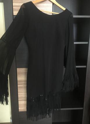 Вечернее платье с прозрачными рукавами из шелка размер м