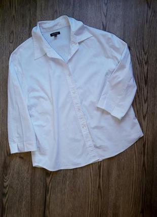Белая котоновая рубашка
