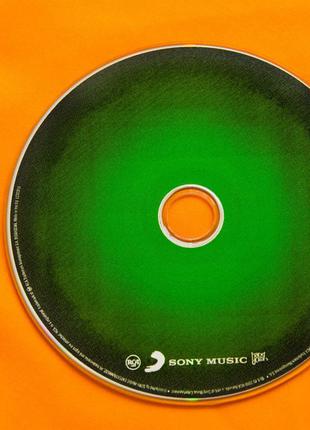 Музыкальный CD диск. SONY Music