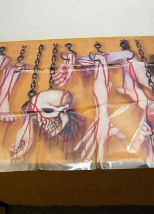 Постеры страшилки на Хэллоуин (руки, ноги, головы на цепях, 85...