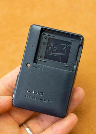 Зарядное устройство Casio BC-81L