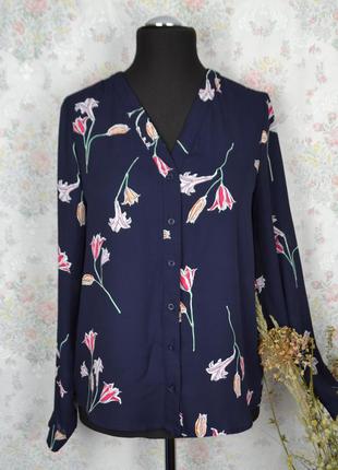 Легкая шифоновая блуза с цветами на пуговицах  vero moda