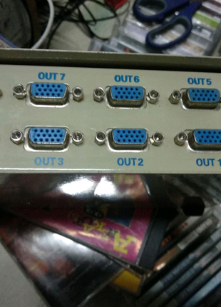 Разветвитель VGA на 8 портов