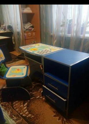 детский комплект парта и стул