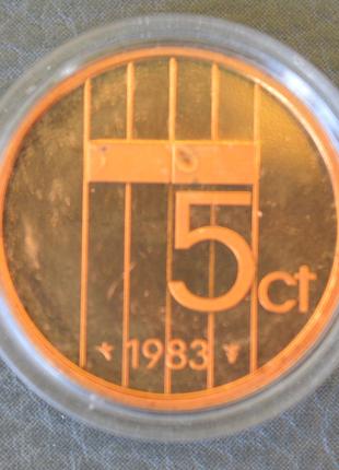 Монета 5 центов. 1983 год, Нидерланды. (капсула) ПРУФ