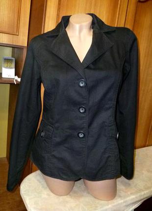 Фірмовий чорний легкий жакет жіночий піджак в стилі кежуал 100...