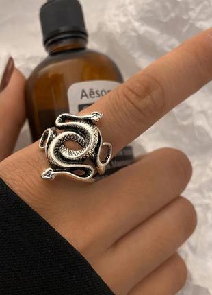 Кольцо змея колечко змейка в стиле панк рок хип-хоп
