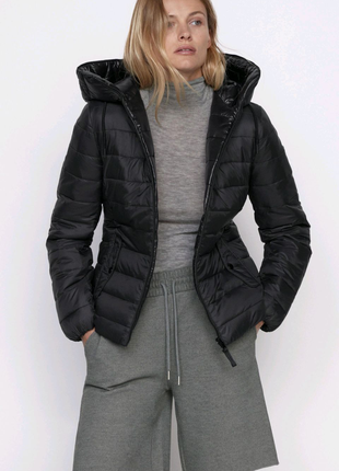 Двусторонняя куртка от Zara.