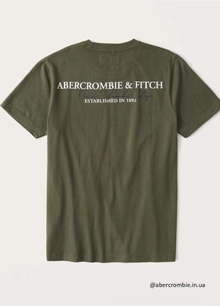 Футболка Abercrombie & Fitch  графическим логотипом. Оригинал
