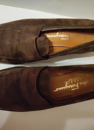 Замшевые коричневые туфли 35 р 23 см на узкую Salvatore Ferragamo