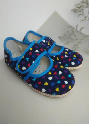 Тапочки для дівчинки мокасини в садок дитяче взуття для дому