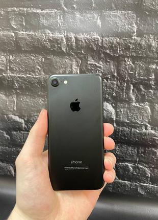 Apple iPhone 7 128GB Black ОРИГІНАЛ Neverlock (AD-1038)