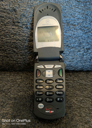 Мобильный телефон Motorola v60i cdma