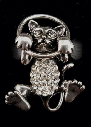 Брошь женская кот белый металл с камнями