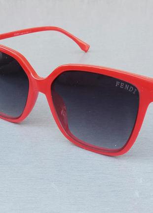 Fendi очки женские солнцезащитные красные