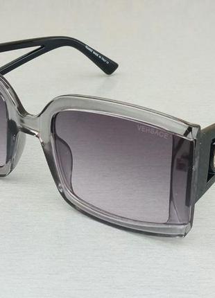 Versace очки женские солнцезащитные серые с черными дужками