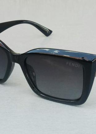 Fendi стильные женские солнцезащитные очки черные с градиентом...