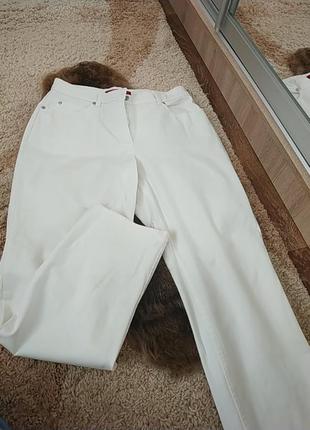 Білі джинси,брюки bianca