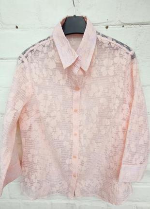Персиковая рубашка в цветочный принт