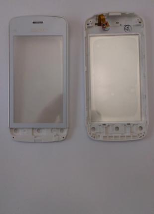 Сенсорное стекло Nokia C5-03,C5-06 белое с рамкой.