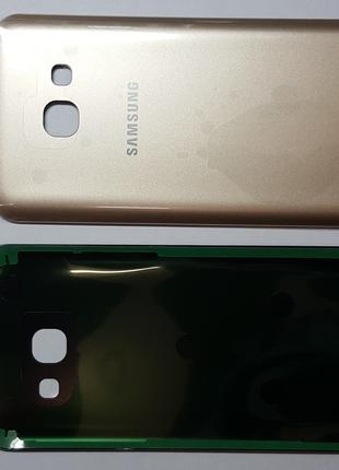 Крышка задняя Samsung A320, Galaxy A3 2017 золотая original.
