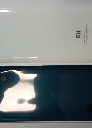 Крышка задняя Xiaomi MI6 белая original (стекло)