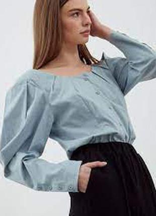 Блуза с объемными рукавами серо-голубая свободный крой