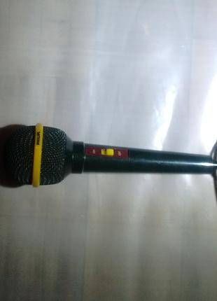 Микрофон Philips длина шнура 1,5 м подходит к двухкасетная магнит