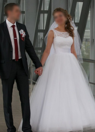 Свадебное платье 42 - 46 размер