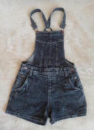 Комбинезон-шорты,  ромпер джинсовый на девочку 9-10 лет 140 см