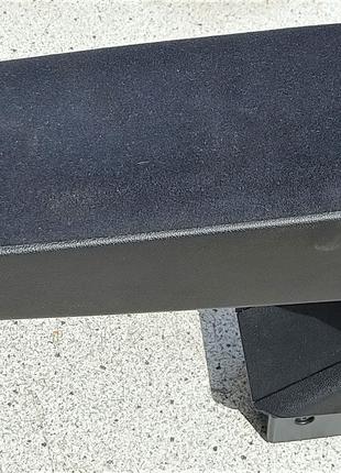 Подлокотник между сидениями Fiat Grande Punto W500955162