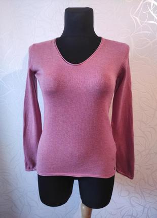 Розовый коттоновый свитер