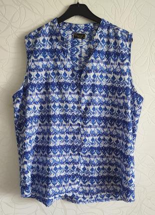 Легкая бело-синяя летняя блузка без рукавов размер 16-18