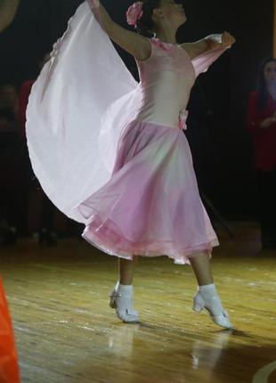 Платье для бальных танцев стандарт