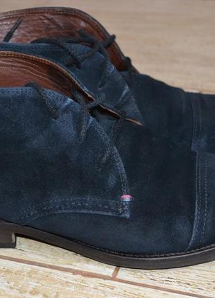 Tommy hilfiger 43р   ботинки  демисезон замшевые оригинал.