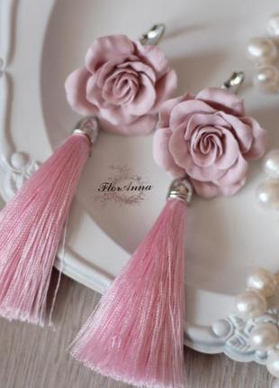 Длинные серьги розовые кисточки ручной работы "пыльные розы"