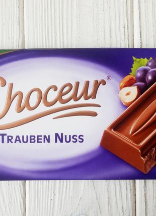 Шоколад молочный с изюмом и цельным фундуком Choceur Trauben N...