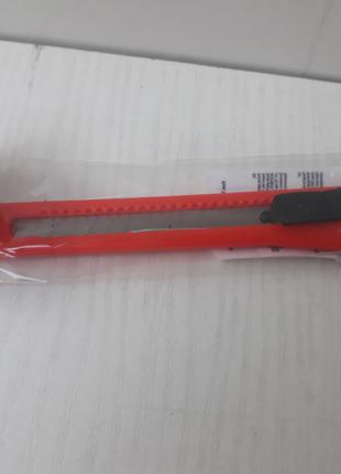 Нож канцелярский 9 мм, выдвижное лезвие SPARTA 78972